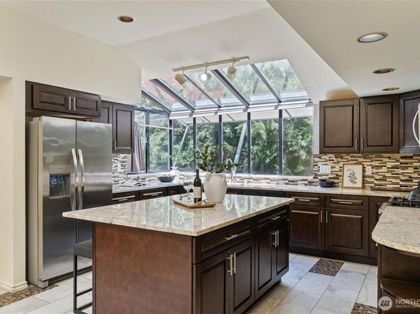 17726 NE 26th St., Redmond WA 98052
