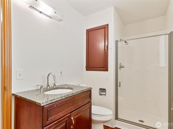 17726 NE 26th St., Redmond WA 98052