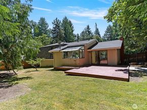 17726 NE 26th St., Redmond WA 98052
