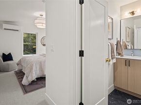 333 18th Avenue, Kirkland WA 98033