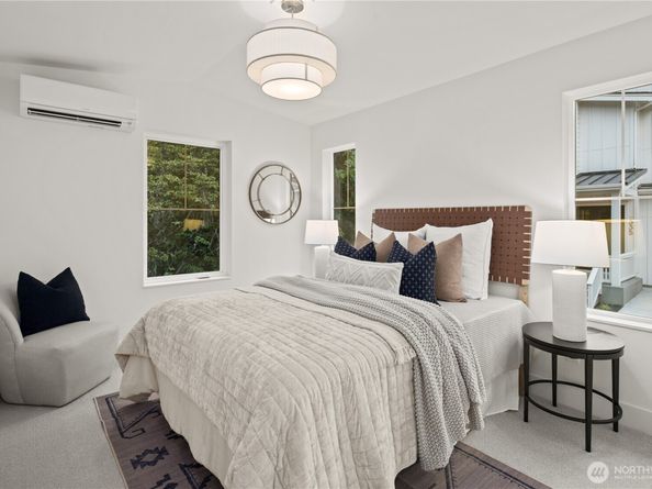 333 18th Avenue, Kirkland WA 98033