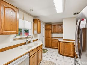 1106 SE 26th Street, Auburn WA 98002