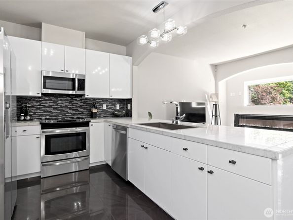 14335 Simonds Road NE A305, Kirkland WA 98034