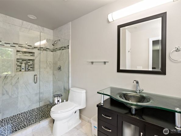 14335 Simonds Road NE A305, Kirkland WA 98034