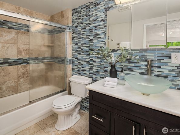 23516 20th Avenue W, Bothell WA 98021