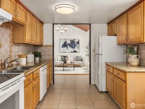 23516 20th Avenue W, Bothell WA 98021