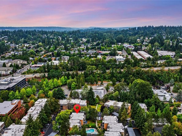 710 Kirkland Cir A101, Kirkland WA 98033
