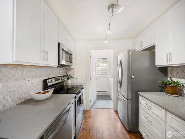 710 Kirkland Cir A101, Kirkland WA 98033