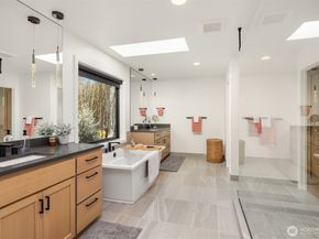 20300 166th Avenue NE, Woodinville WA 98072