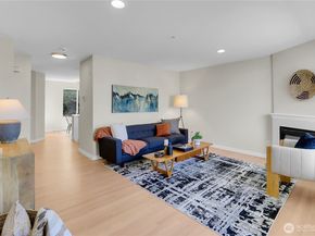 8823 Holly Drive 520, Everett WA 98208