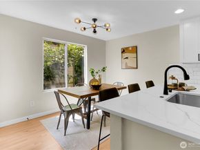 8823 Holly Drive 520, Everett WA 98208