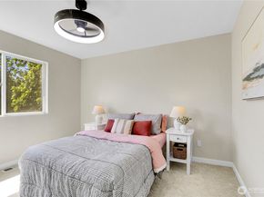 8823 Holly Drive 520, Everett WA 98208