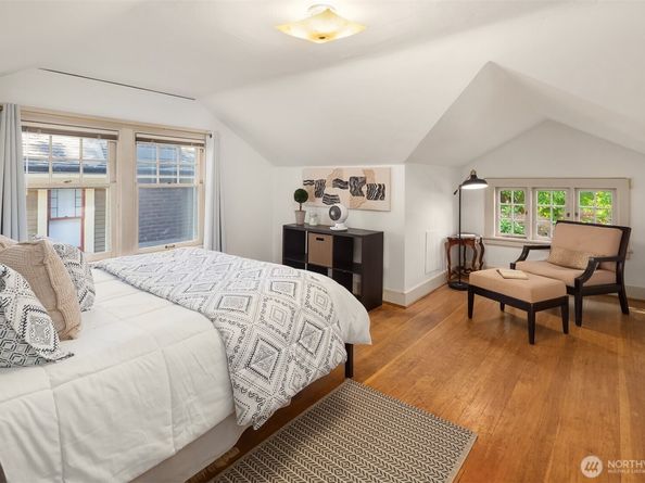 6518 18th Avenue NE, Seattle WA 98115