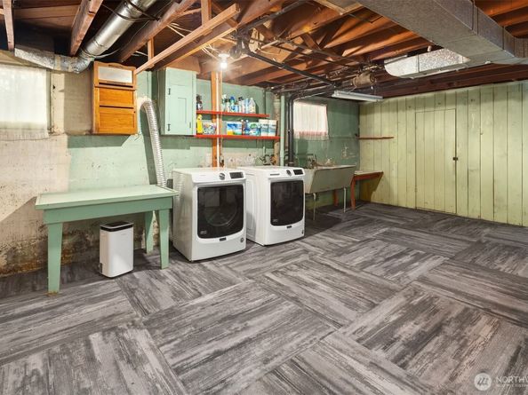 6518 18th Avenue NE, Seattle WA 98115