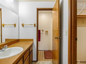 3560 Narrows View Lane NE 5201, Bremerton WA 98310