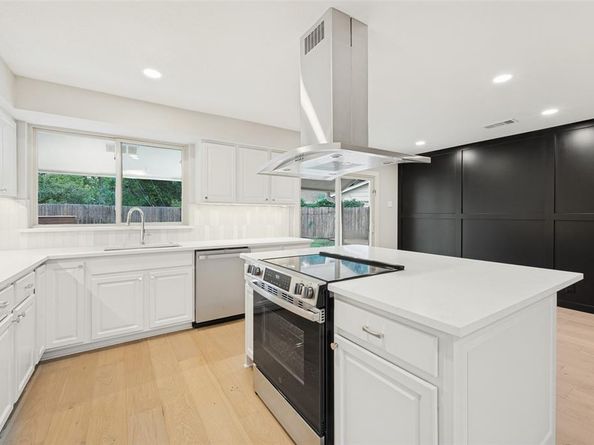 3706  Windsor Street , Irving Texas 75062
