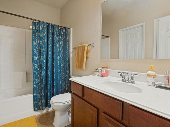 1433  Ravenwood Drive , Mansfield Texas 76063