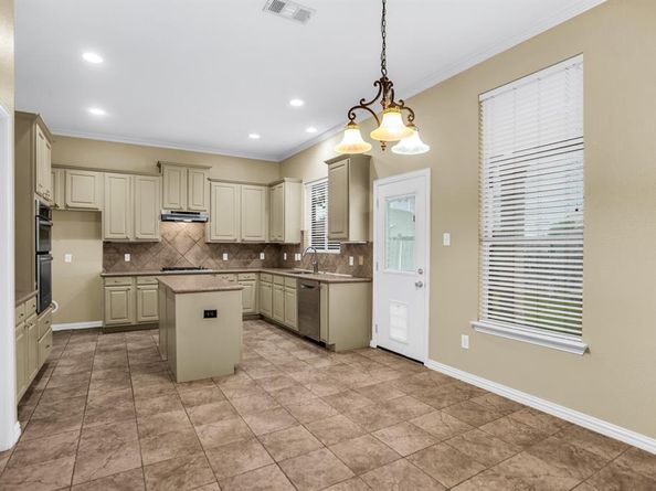 513  Mckinney Trail , Fate Texas 75087