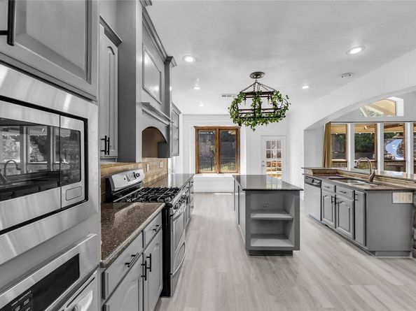 2622  Westwind Drive , Corinth Texas 76210