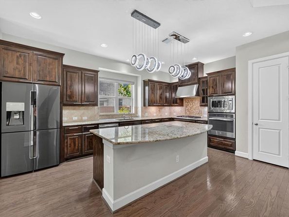 7840  Renderbrook Bend , Irving Texas 75063