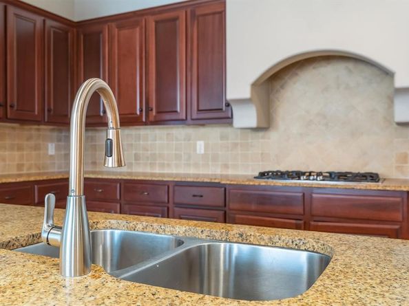 555  Via Amalfi   312, Irving Texas 75039