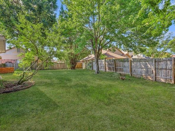 4663  Essex Court , Grand Prairie Texas 75052