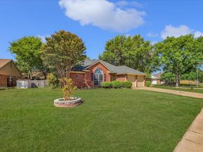 4663  Essex Court , Grand Prairie Texas 75052
