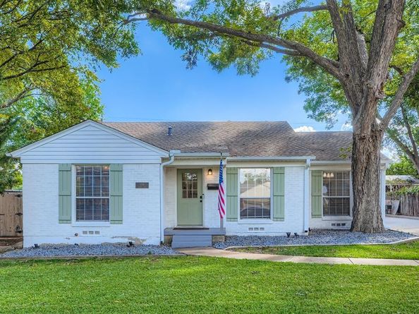 1316  Linden Lane , Garland Texas 75040