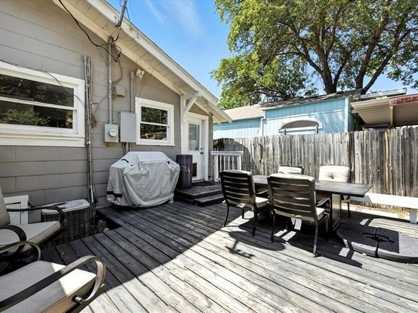 1609  Belle Place , Fort Worth Texas 76107