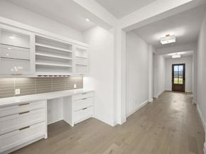 4730  Hawthorn Hills  , Arlington Texas 76005