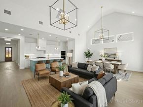 4730  Hawthorn Hills  , Arlington Texas 76005