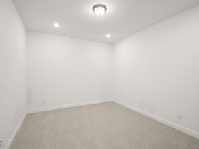 4730  Hawthorn Hills  , Arlington Texas 76005