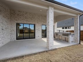 4730  Hawthorn Hills  , Arlington Texas 76005