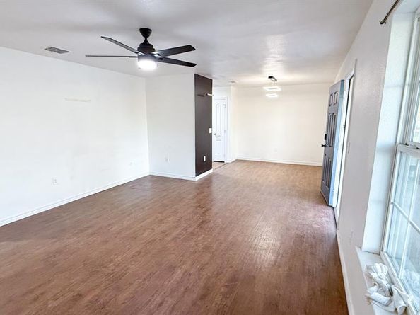 307 S New Mexico Street , Celina Texas 75009