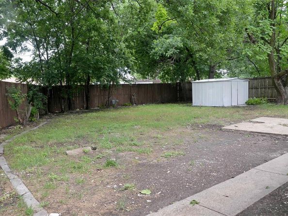 7810  Larchridge Drive , Dallas Texas 75232