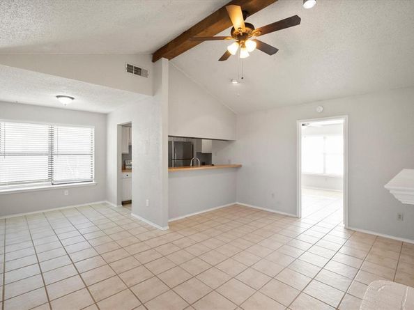 704  Woodland Court , Kennedale Texas 76060
