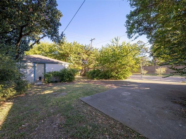802 N Windomere Avenue , Dallas Texas 75208