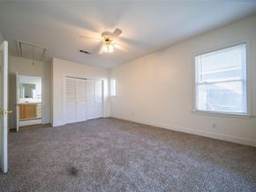 802 N Windomere Avenue , Dallas Texas 75208