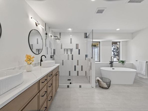 250  Oak Hill Drive , Trophy Club Texas 76262