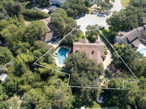 4400  Summercrest Court , Fort Worth Texas 76109