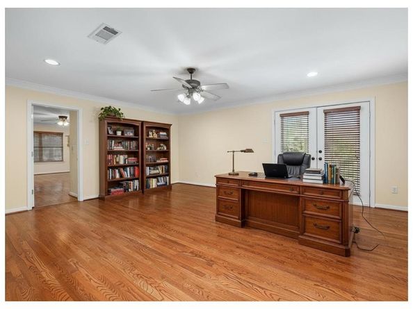 4400  Summercrest Court , Fort Worth Texas 76109