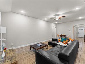 3305  Avenue J  , Fort Worth Texas 76105