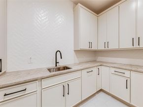 6814  Glendora  , Dallas Texas 75230