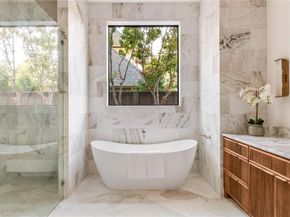 6814  Glendora  , Dallas Texas 75230