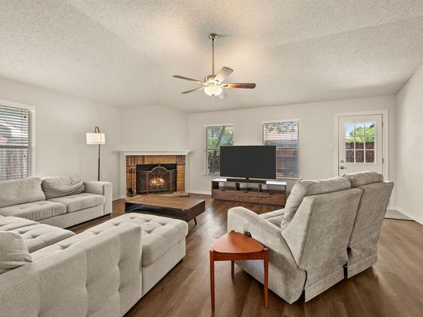 7636  Misty Ridge Drive N, Fort Worth Texas 76137