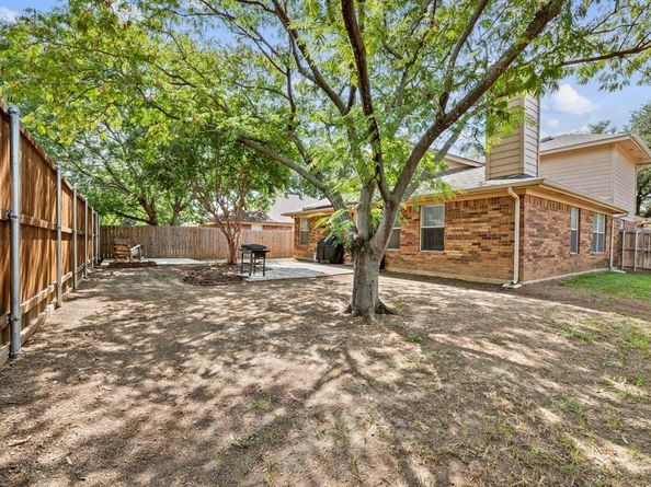 7636  Misty Ridge Drive N, Fort Worth Texas 76137