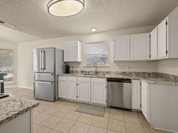 7636  Misty Ridge Drive N, Fort Worth Texas 76137