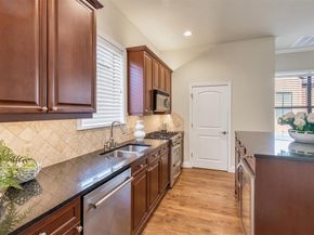 3820  Haskell Court , Dallas Texas 75204