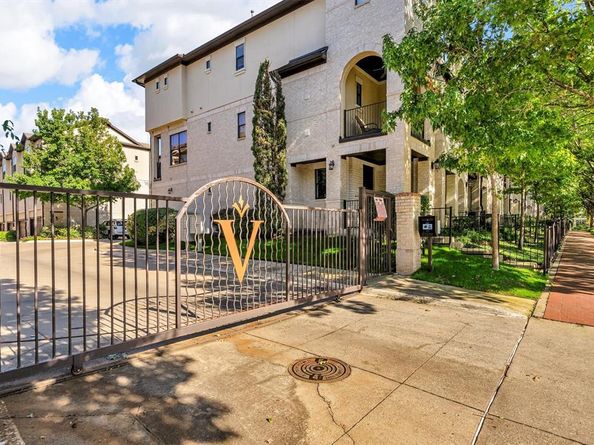 3820  Haskell Court , Dallas Texas 75204