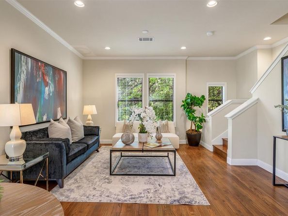 3820  Haskell Court , Dallas Texas 75204